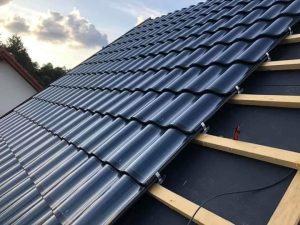 Solar Roofing : Why You Should Consider Buying Solar Shingles 