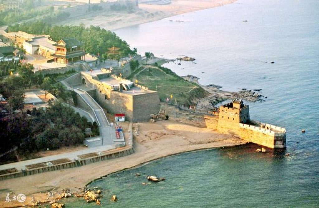 Laolongtou (Old Dragon's Head) - Where the Great Wall of China ends in the Bohai Sea