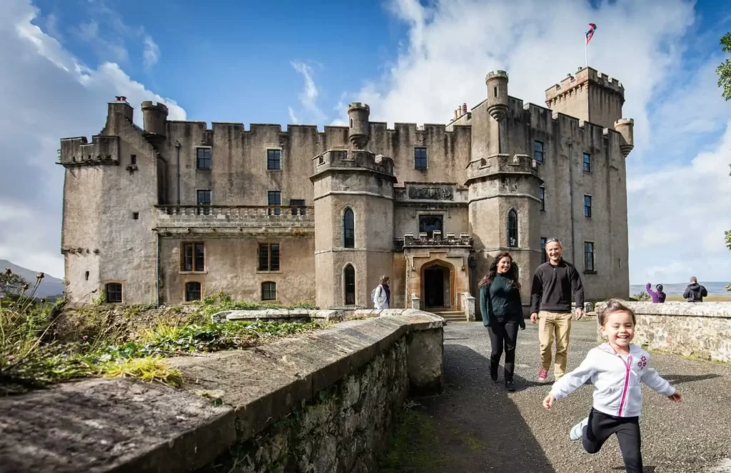  Unveiling the Magic of Dunvegan Castle on the Isle of Skye, Scotland