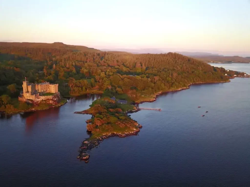  Unveiling the Magic of Dunvegan Castle on the Isle of Skye, Scotland