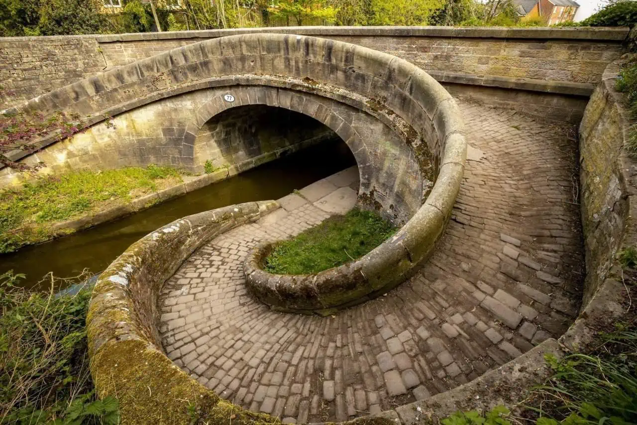 The Twisted Tale of the Canal Horse Crossing