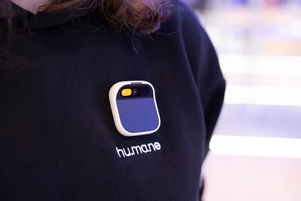 Discover the Humane AI Pin: The Screenless Personal Assistant