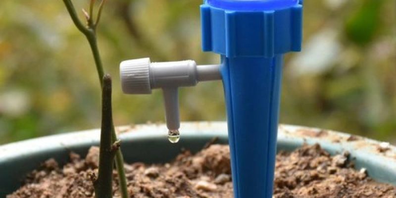 Picking the Right Drip Irrigation Dripper Spike Kit for Your Garden.